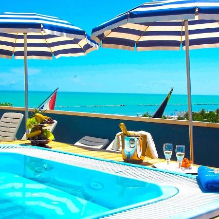 Hotel Holiday Martinsicuro Dış mekan fotoğraf