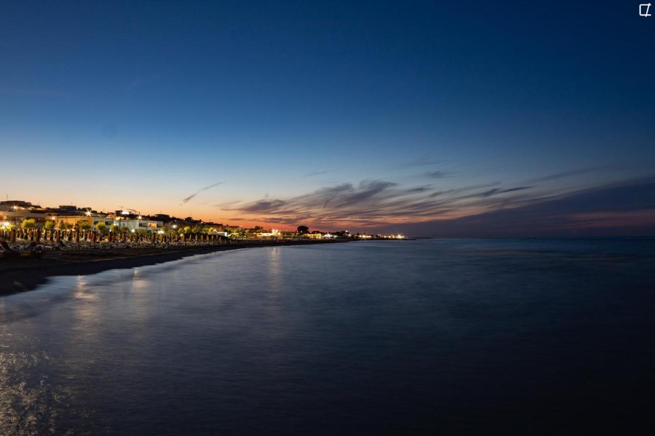 Hotel Holiday Martinsicuro Dış mekan fotoğraf
