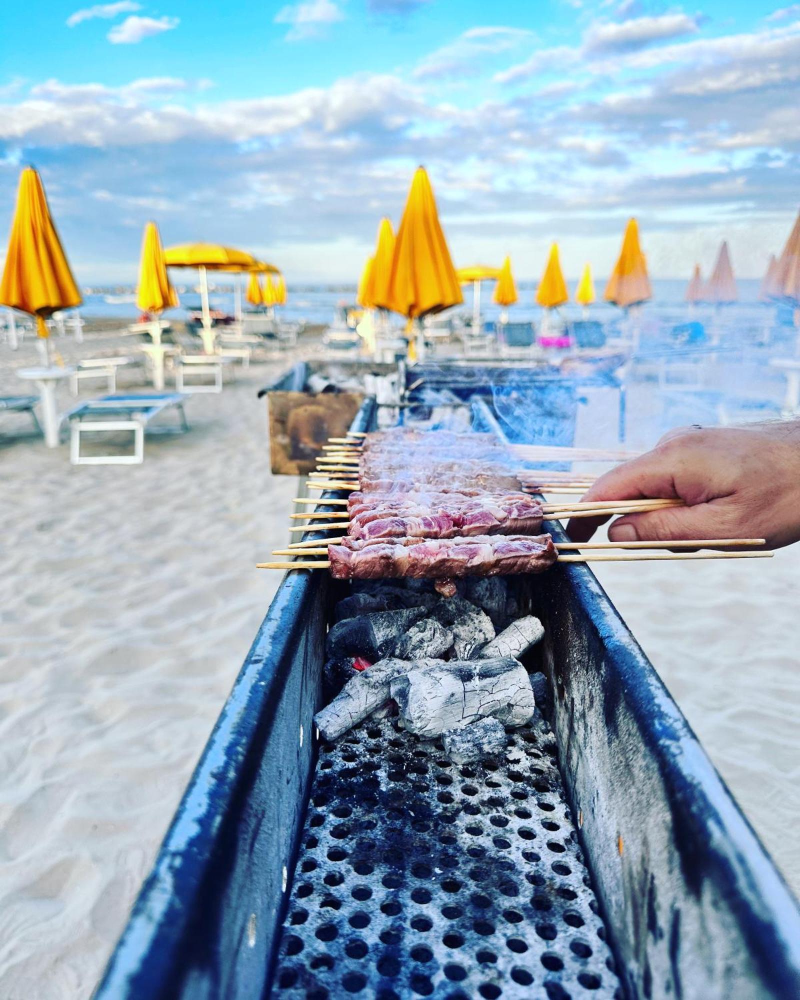 Hotel Holiday Martinsicuro Dış mekan fotoğraf